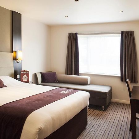 Premier Inn Uttoxeter Dış mekan fotoğraf