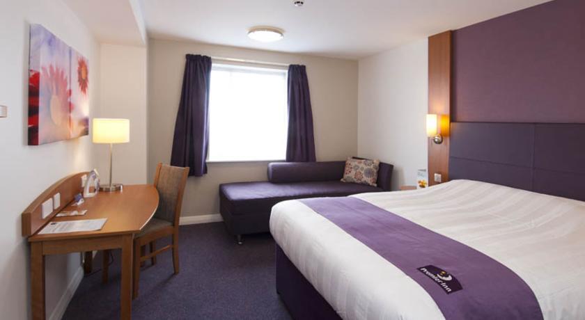 Premier Inn Uttoxeter Oda fotoğraf