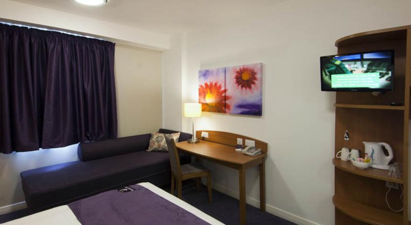 Premier Inn Uttoxeter Oda fotoğraf