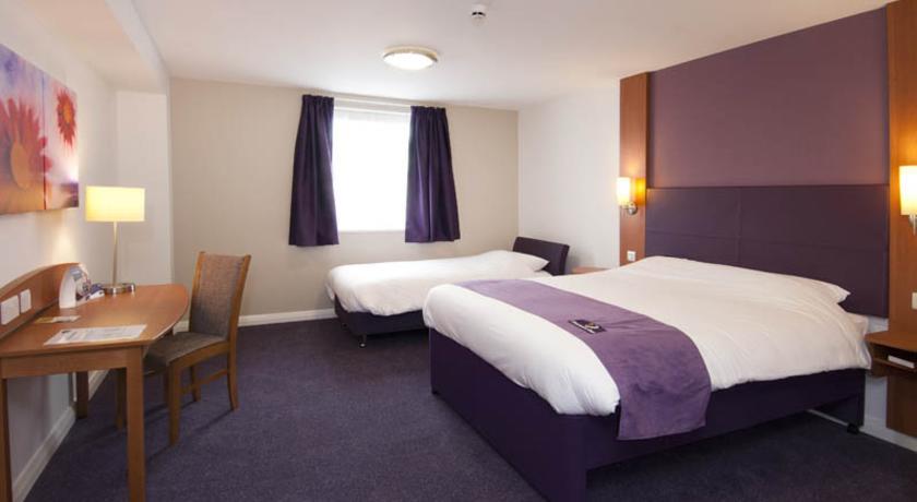 Premier Inn Uttoxeter Oda fotoğraf