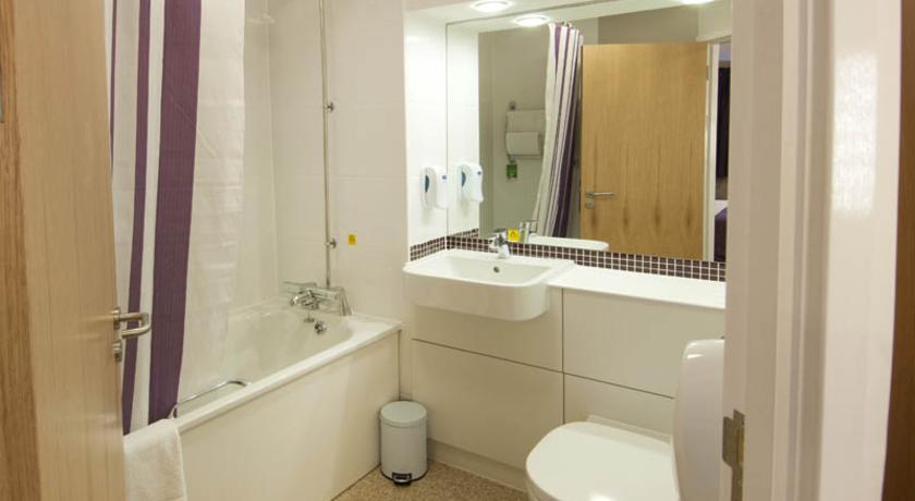 Premier Inn Uttoxeter Oda fotoğraf