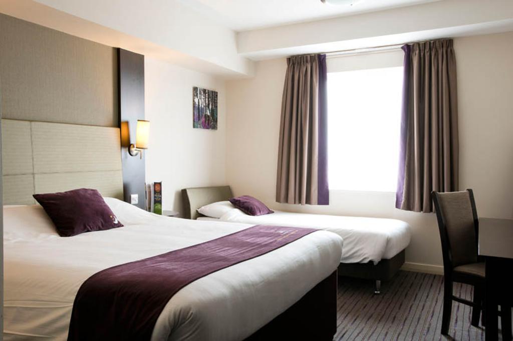 Premier Inn Uttoxeter Dış mekan fotoğraf