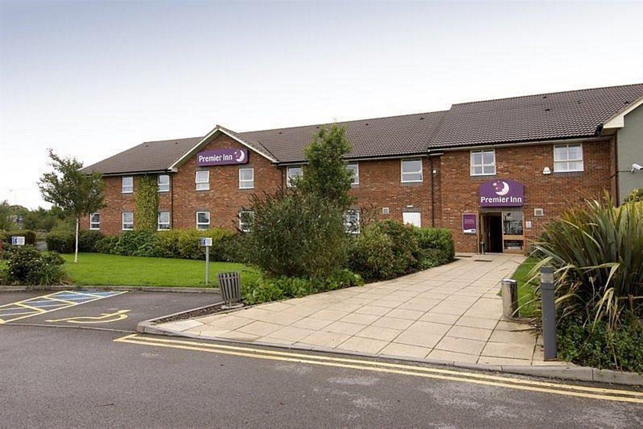 Premier Inn Uttoxeter Dış mekan fotoğraf