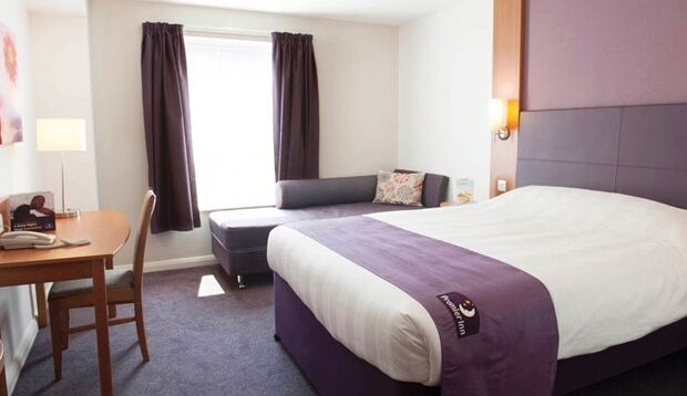 Premier Inn Uttoxeter Dış mekan fotoğraf